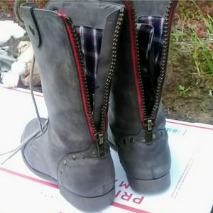 Combat Boot Grey Madden Girl 7 Red Stripe Plaid